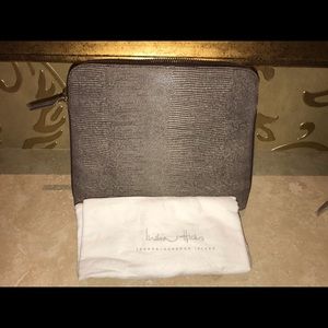 INDIA HICKS ISLAND GECKO INSIDER